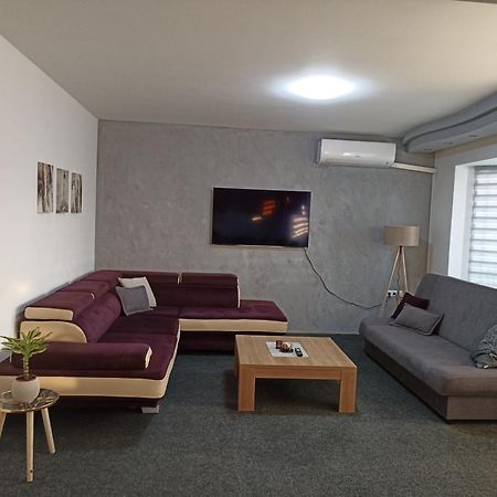 Royal Apartmani Bosanski Samac Bagian luar foto