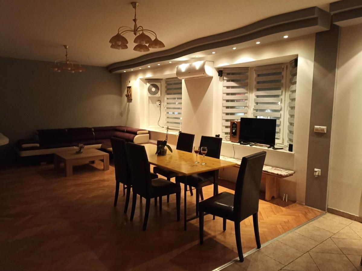 Royal Apartmani Bosanski Samac Bagian luar foto