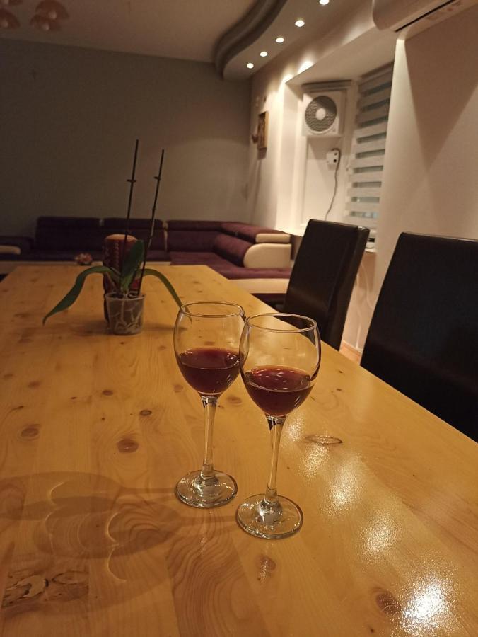 Royal Apartmani Bosanski Samac Bagian luar foto