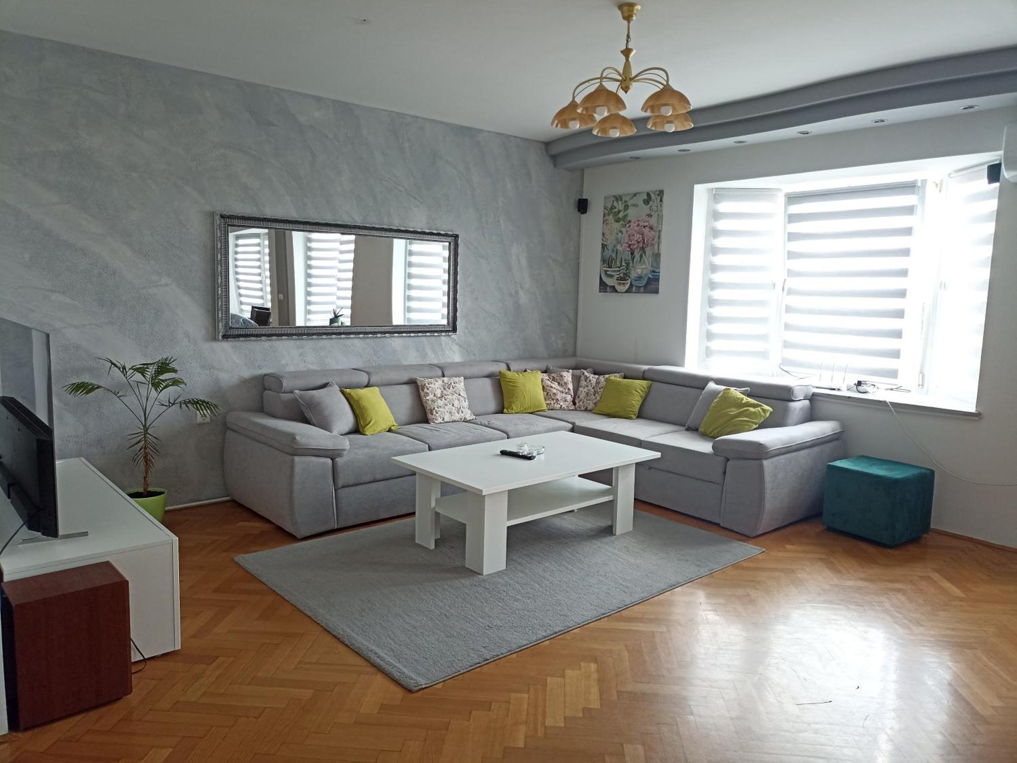 Royal Apartmani Bosanski Samac Bagian luar foto